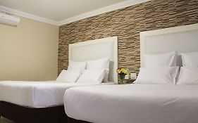 Bayside Hotel Pinetown